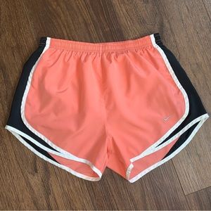 NIKE Dri-Fit Women’s Size Small Peach & Black Lined Running Athletic Shorts